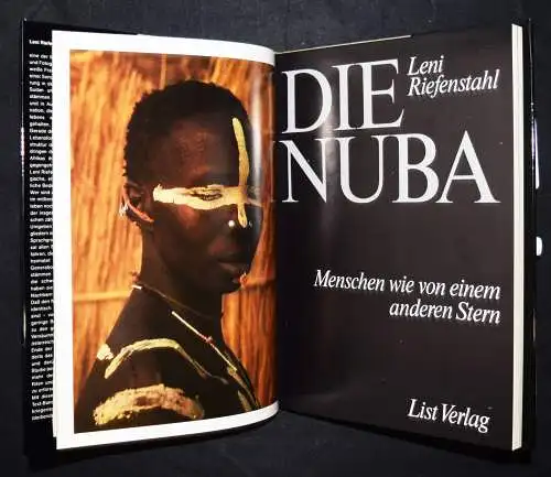 Riefenstahl, Leni. Nuba - München, List 1973 AFRIKA ETHNOLOGY