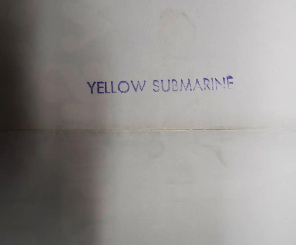 Edelmann, Heinz. Die Beatles in Yellow Submarine 84 X 59 cm PLAKAT + Vinyl LP 2