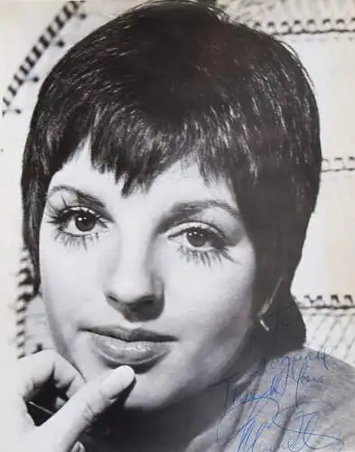 Minnelli, Liza. Orig.-Photographie I -  Las Vegas ~ 1975 - SIGNIERT WIDMUNG