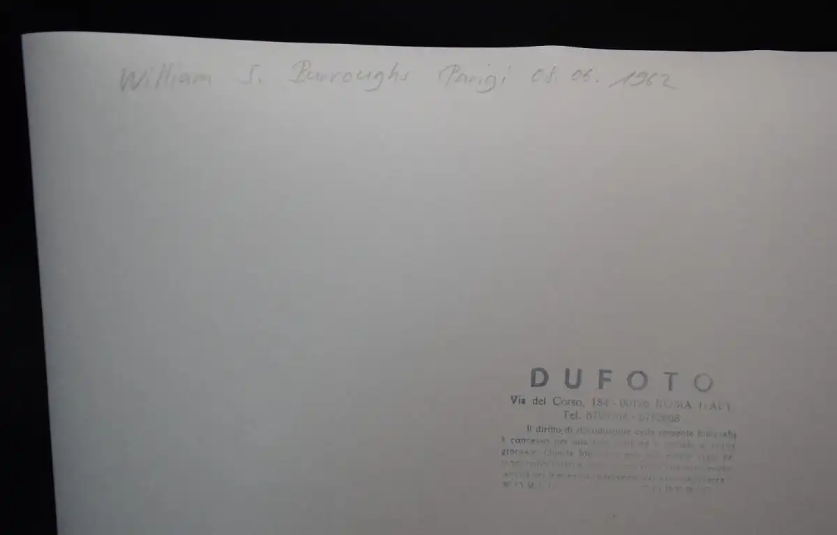 William S. Burroughs bei den Bouquinisten am Seineufer ORIG.-PHOTOGRAPH -  1962 1