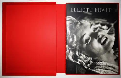 Erwitt, Elliott Erwitt SIGNED NUM 1/1500 - XXL SPECIAL EDITION IMPERIAL-FOLIO