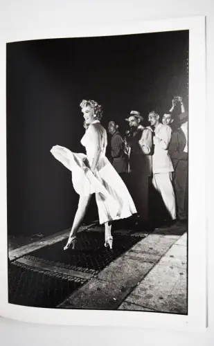 Erwitt, Elliott Erwitt SIGNED NUM 1/1500 - XXL SPECIAL EDITION IMPERIAL-FOLIO