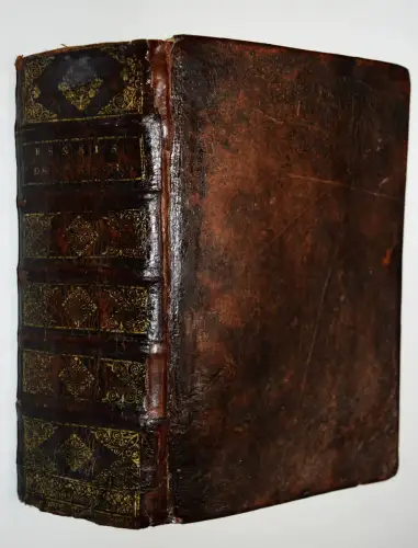 Montaigne, Michel de. Les Essais - 1649 PHILOSOPHIE