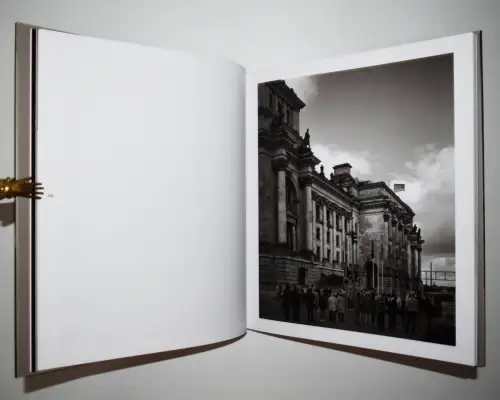 Langer, Jasoon. Berlin - 2022 SIGNIERT