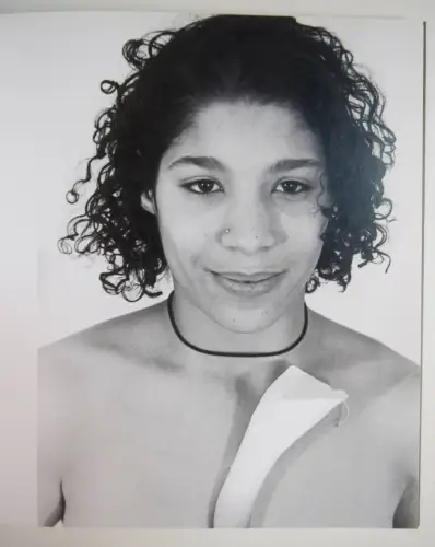 Haule, Porträts gefangener Frauen + ORIG.-PHOTOGRAPHIE SIGNIERT NUMMERIERT 7/20