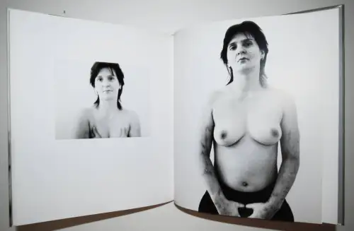 Haule, Porträts gefangener Frauen + ORIG.-PHOTOGRAPHIE SIGNIERT NUMMERIERT 7/20