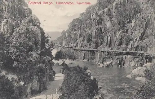 Tasmania: Postcard Swansea to Germany.