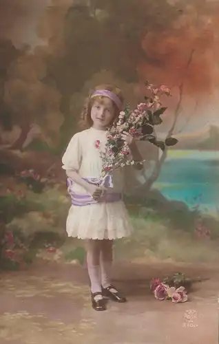 Belgien: 1920 - VII. Olympiade - Ansichtskarte Mädchen mit Blumen