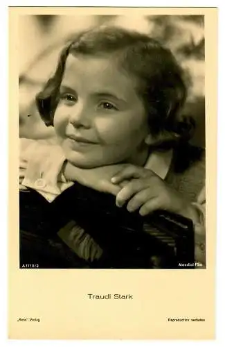 Carte postale Traudl Stark, Ross Editeur, vers 1937/38