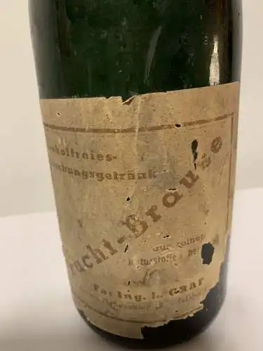 GG: Fruchtbrause; Alkoholfreies Erfrischungsgetränk Krakau, leere Flasche