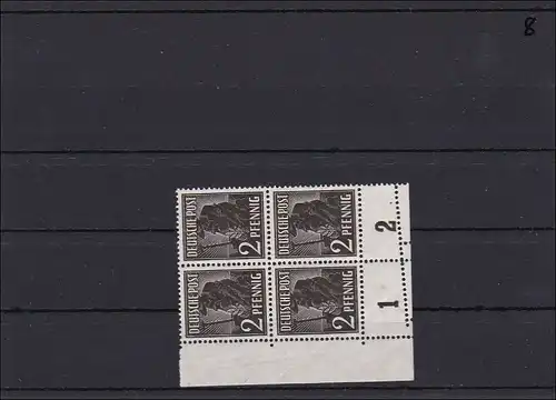 Zone alliée, 943 4 blocs à quatre coins inférieurs gauche avec double dent **