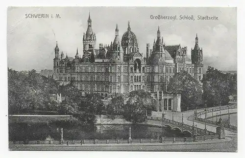AK Schwerin 1917 avec un cachet spécial: Place d'exposition