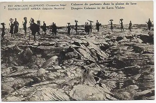 Ansichtskarte Belgisch Kongo, Besetzung DOA, 1920: Colonne de porteurs