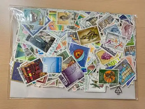 800 different stamps of Luxembourg, used, unused