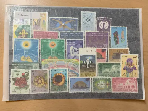 50 different stamps of Libya/Libyien, used and unused