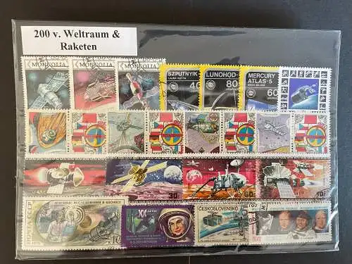 200 different stamps of - verschiedene Weltraum & Raketen, alle Welt