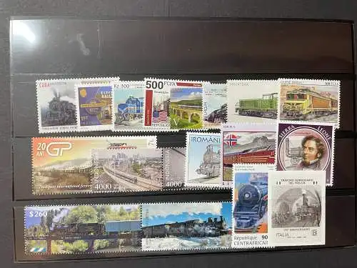 100 verschiedene Eisenbahn Briefmarken, 100 different train stamps