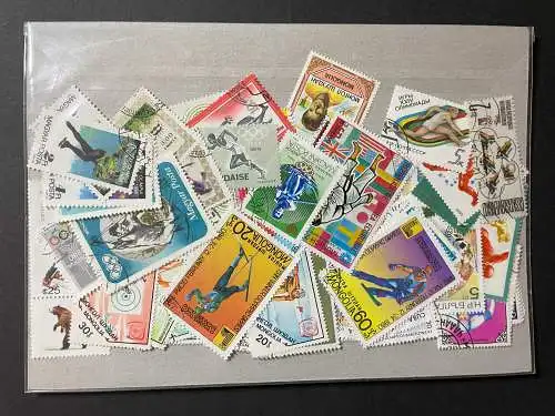 100 verschiedene Olympiade Briefmarken, 100 different Olympic games stamps