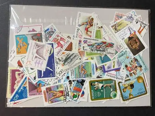 100 verschiedene Sport Briefmarken, 100 different sport stamps 