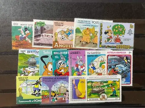 100 verschiedene Walt Disney, 100 different Walt Disney stamps