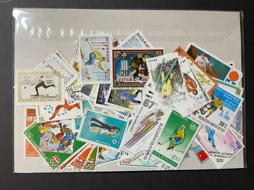 100 verschiedene Winter-Olympiade, 100 different winter olympic games stamps