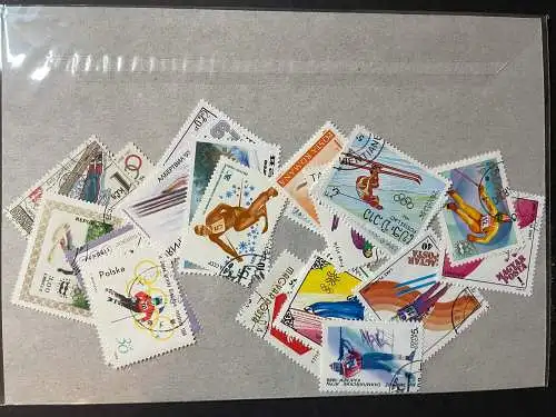 50 verschiedene Ski-Sport Briefmarken 50 different Ski Sports stamps