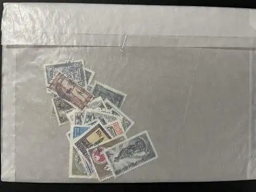 50 verschiedene Briefmarken Guatemala, 50 different Guatemala