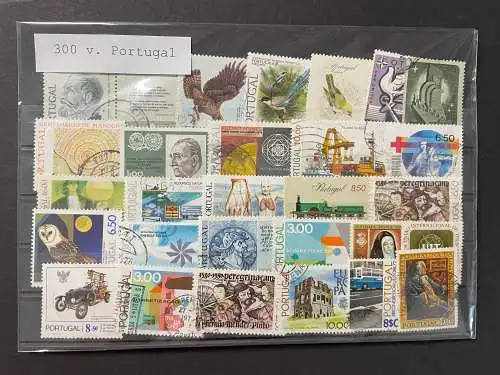 300 timbres différents Portugal, 300 different Portugal stamps