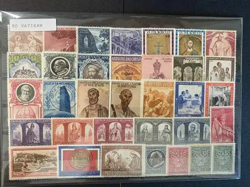 50 timbres différents Vatican, 50 bâtons Vatican different