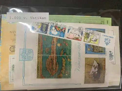 1000 timbres différents Vatican, 1000 bâtons different Vatican