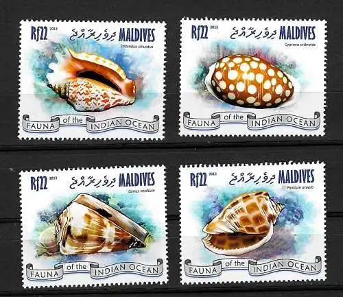 Malediven: Muscheln: 4 Briefmarken, postfrisch