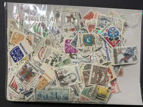 1000 verschiedene Tschecheslowakei, 1000 different Czecheslowakiakei stamps