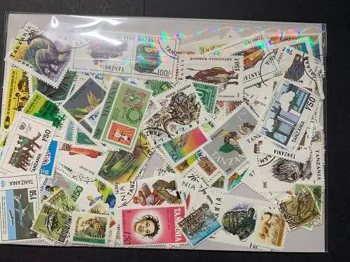 200 verschiedene Tansania, 200 different Tanzania stamps