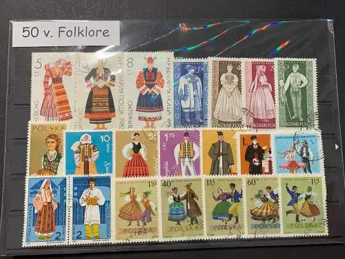 50 verschiedene Folklore, 50 different Folklore stamps
