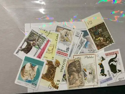 50 verschiedene Hauskatzen, 50 different cats stamps