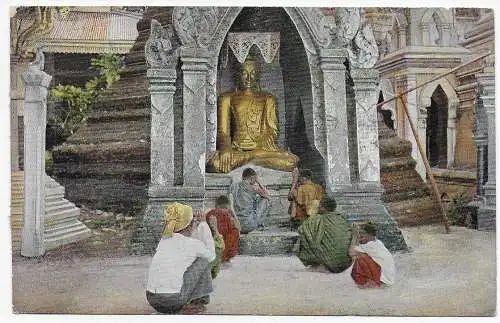 Indien: Buddhisten vor dem Götzenbild, Buddhas batend, picture post card unused