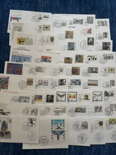 Bund: Konvolut von 50 FDCs aus 1991-1992