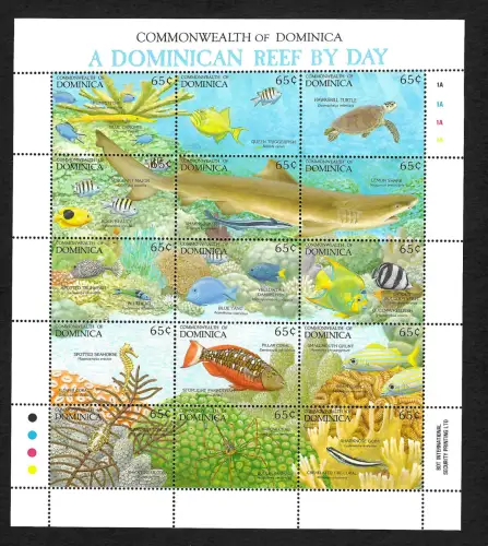 Dominica 2019: Zusammendruckbogen, Tiere im Riff, Hai, Seepferd, postfrisch
