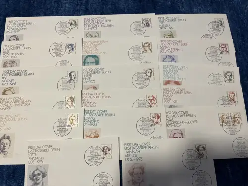 Berlin 1986-1989: 17x Ersttagsbriefe: Frauen der deutschen Geschichte - FDC