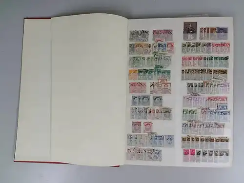 BELGIEN, kleiner Posten gestempelter Ausgaben im Steckbuch (800182)