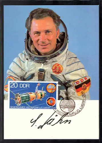 Postkarte mit Autogramm Sigmund Jähn.