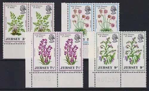 Jersey 1972 Wildblumen Mi.-Nr. 61-64 Seiten- und Eckrandpaare postfrisch **