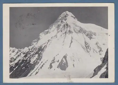 Himalaya-Expedition 1960 zum K2  Postkarte mit Signaturen der Bergsteiger
