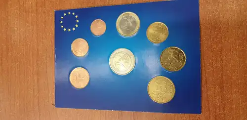 Monaco, erster Euro-Kursmünzensatz 2002, kpl. im offiziellen Folder 