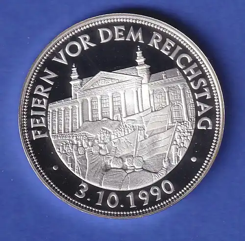 Silbermedaille Feiern vor dem Reichstag 3. Oktober 1990