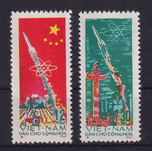 Vietnam 1967 Raumfahrt Erste Chinesische Rakete Mi.-Nr. 483-484 ** / MNH