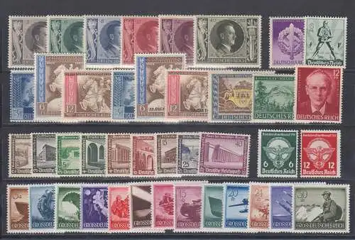 Dt.Reich 1936-44 Lot 43 Werte dabei 634-42  ** / MNH  M€ über 120,-