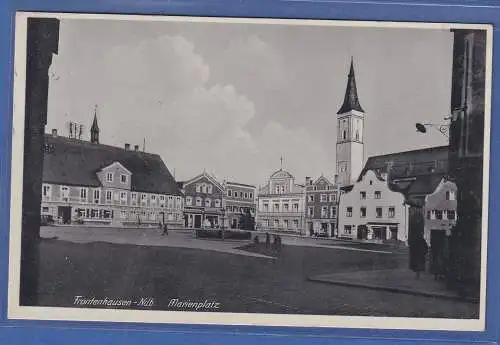 Alte AK Bayern  Frontenhausen in Niederbayern,  Marienplatz gel. 1937