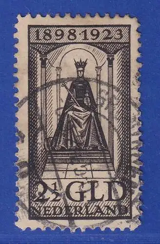 Niederlande 1923 Regierungsjubiläum 2 1/2 Gulden Mi.-Nr. 132 gestempelt