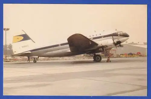 Alte Bildpostkarte Flugzeug Curtiss Commando C-46 Lufthansa